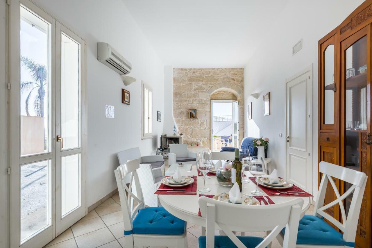 Вилла La Casa Sul Lungomare Марина-ди-Рагуза Экстерьер фото